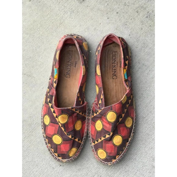 Disney Lion King Ubuntu Shoes - Picture 5 of 9